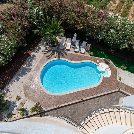 Apartahotel Ani