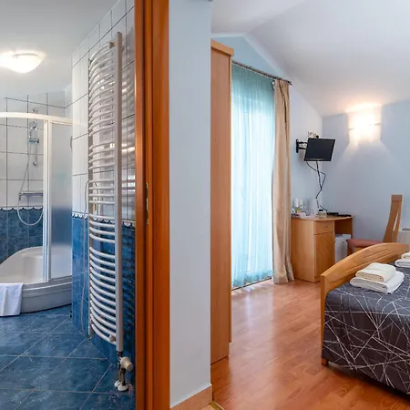 Ani Apartahotel *
