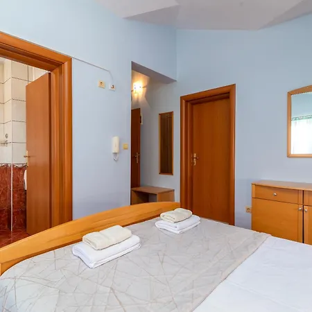 Ani Apartahotel Trogir